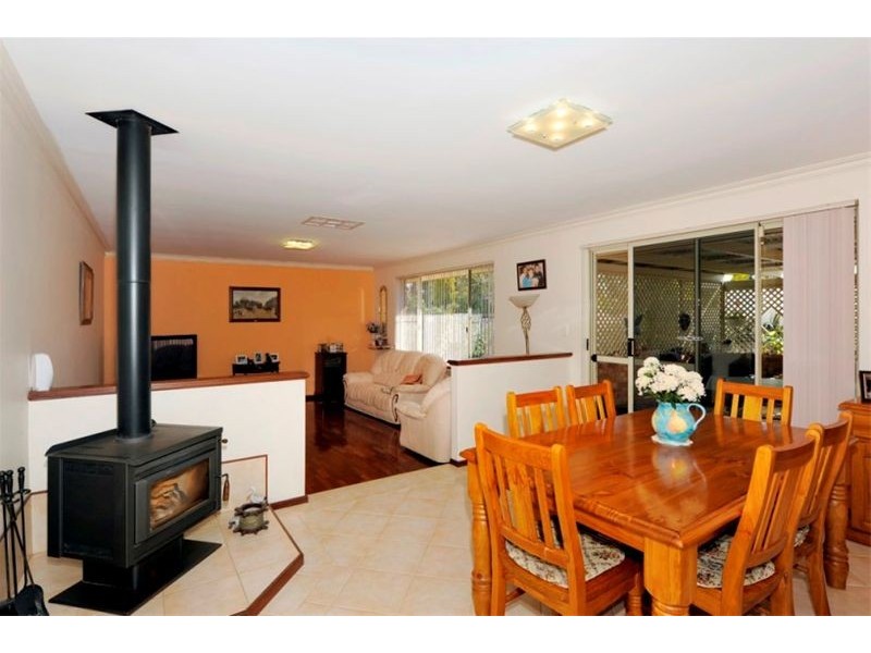 15 St Tropez Court, Port Kennedy WA 6172