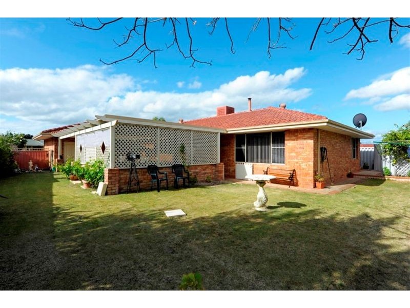 15 St Tropez Court, Port Kennedy WA 6172