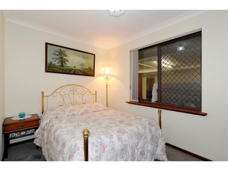 60 Willmott Drive, Cooloongup WA 6168