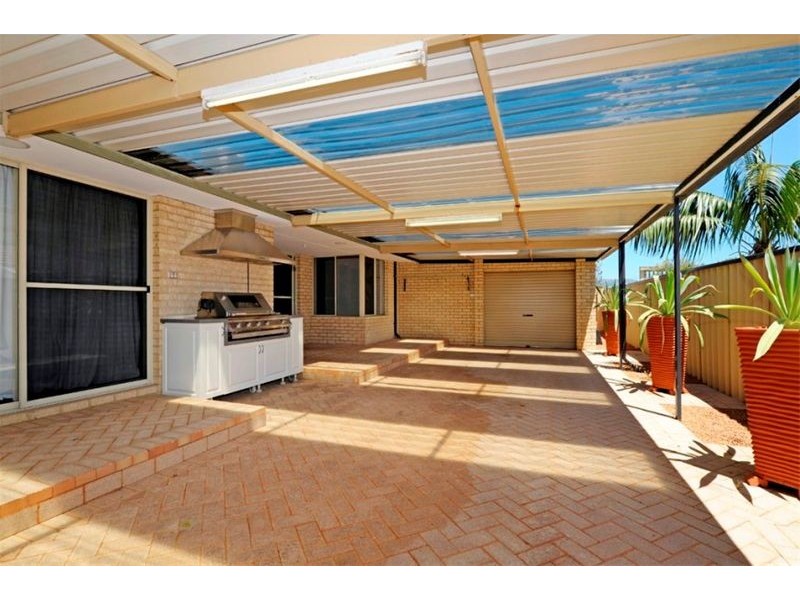 632 Safety Bay Road, Waikiki WA 6169