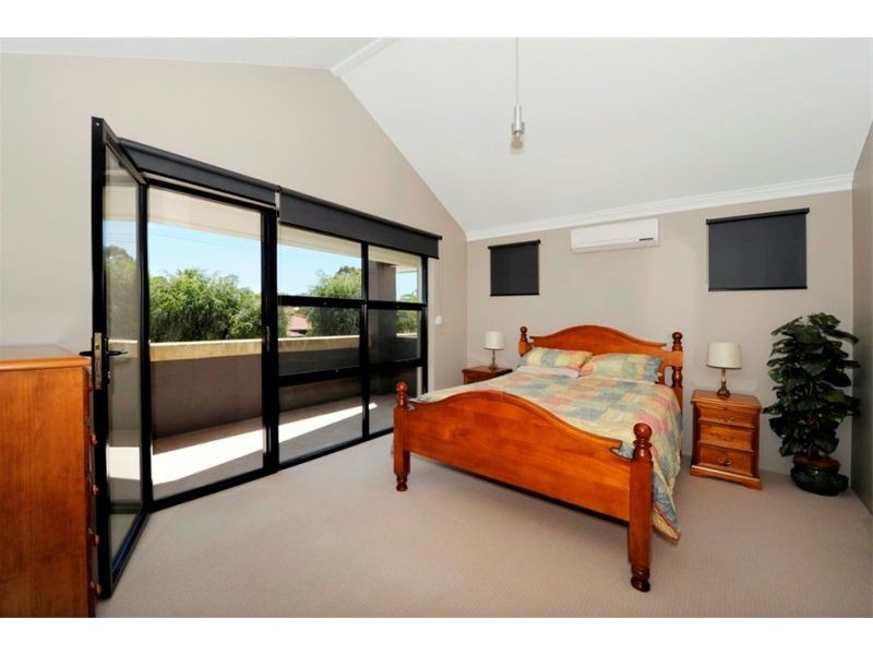 10 Point Walter Road, Bicton WA 6157