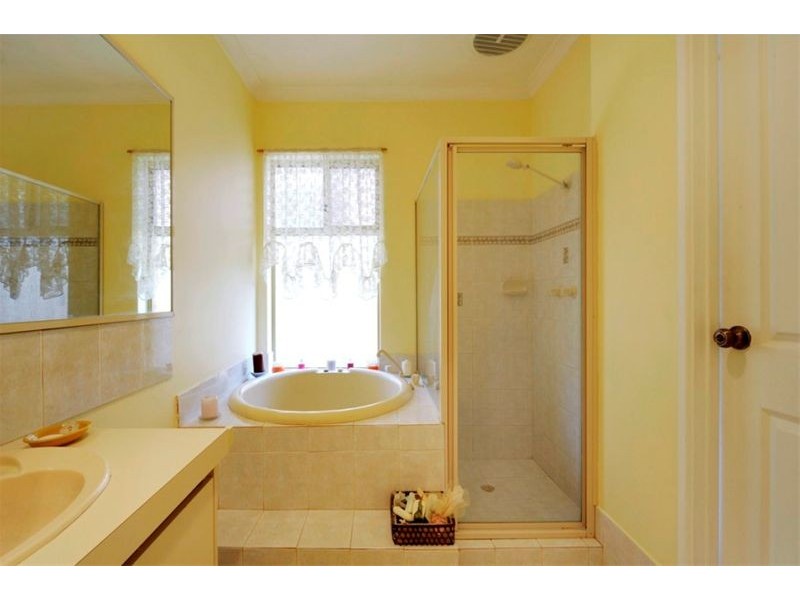 4 Smokewood Place, Leeming WA 6149