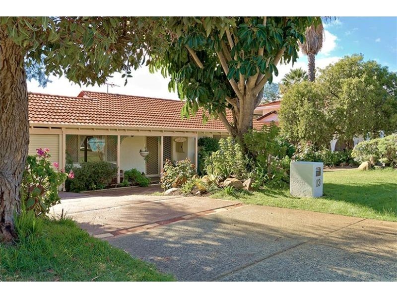 13 Hertford Close, Bull Creek WA 6149