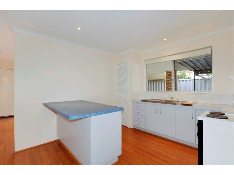 2 Saxon Place, Bateman WA 6150