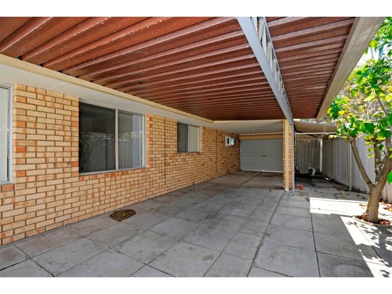 2 Saxon Place, Bateman WA 6150