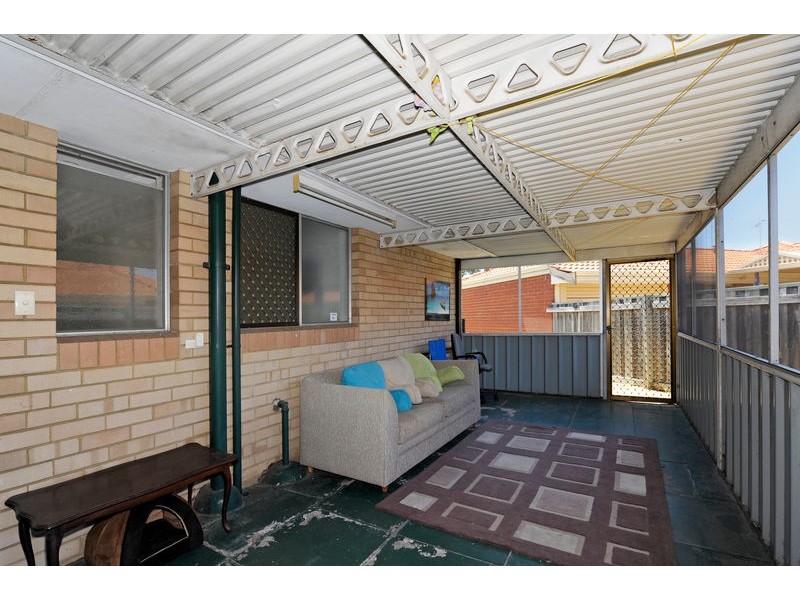 4 / 50-52 Leach Highway, Wilson WA 6107