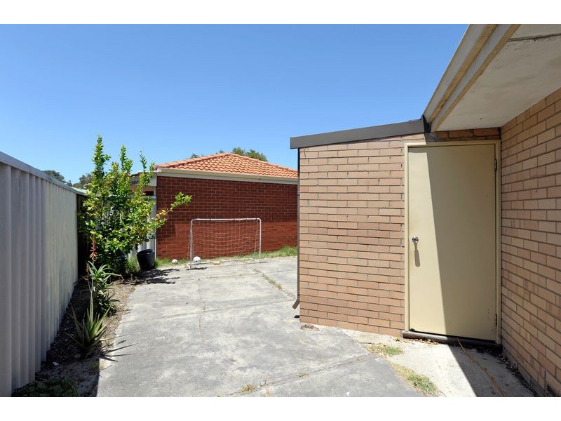 4 / 50-52 Leach Highway, Wilson WA 6107