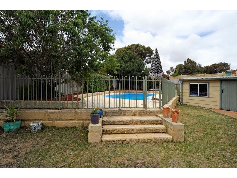 11 Emile Court, North Lake WA 6163