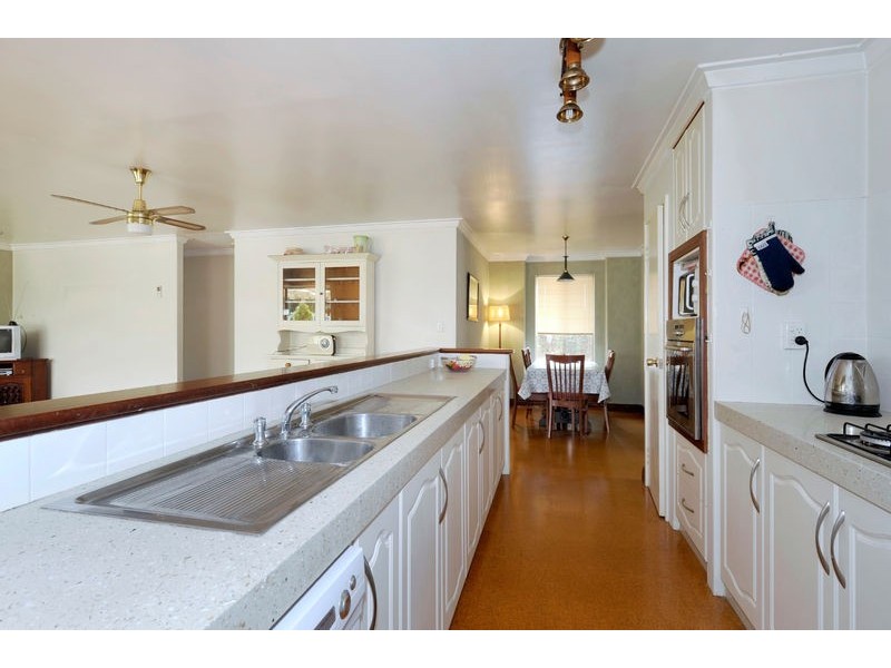 11 Emile Court, North Lake WA 6163