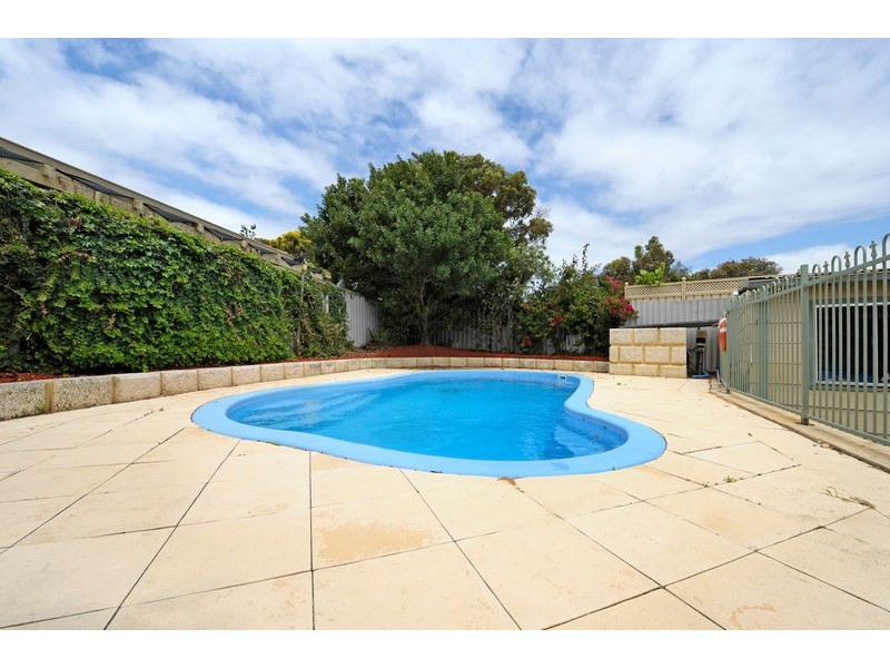 11 Emile Court, North Lake WA 6163