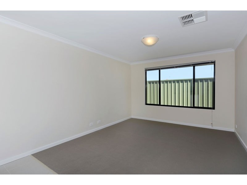 16 Zenith Turn, Baldivis WA 6171