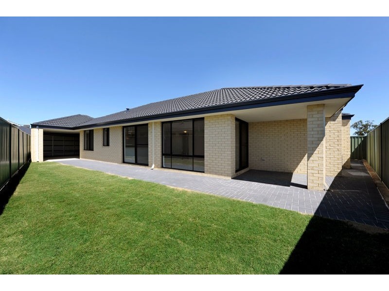 16 Zenith Turn, Baldivis WA 6171
