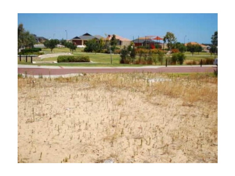 2 Ada Lane, Lakelands WA 6180