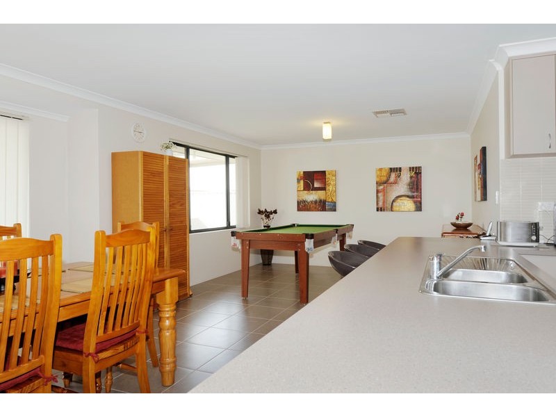 19 Springdale Boulevard, Secret Harbour WA 6173