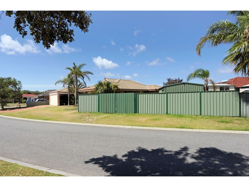 27 Minilya Loop, Warnbro WA 6169