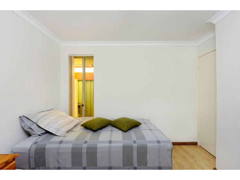 8 / 12 Dowling Street, Rockingham WA 6168
