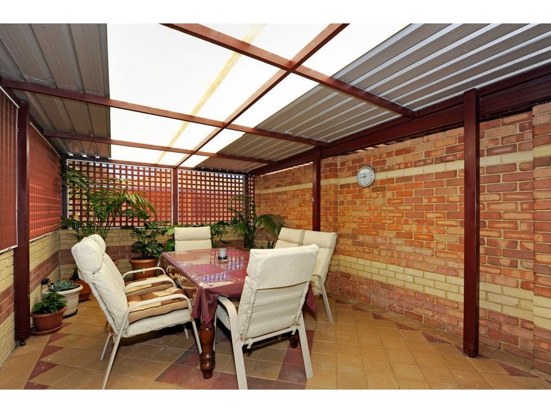 8 / 12 Dowling Street, Rockingham WA 6168