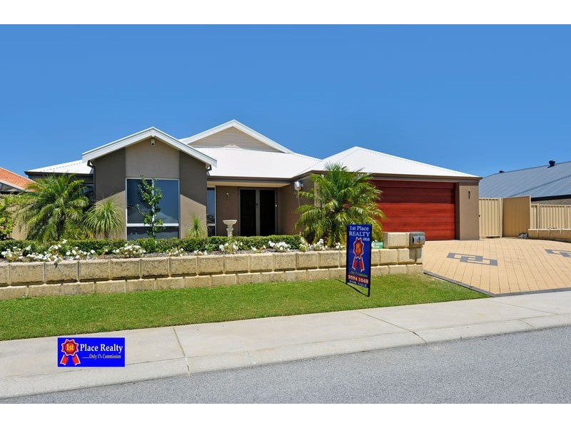 4 Cuthbert Street, Canning Vale WA 6155