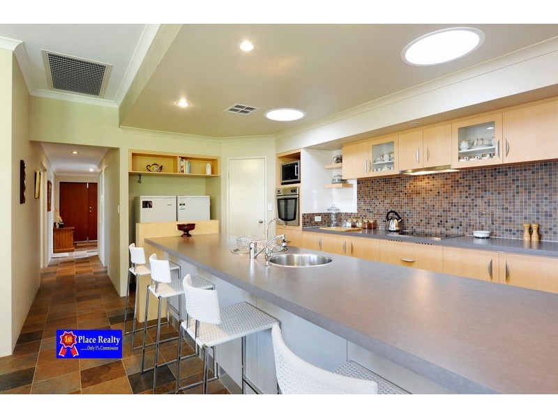 4 Cuthbert Street, Canning Vale WA 6155