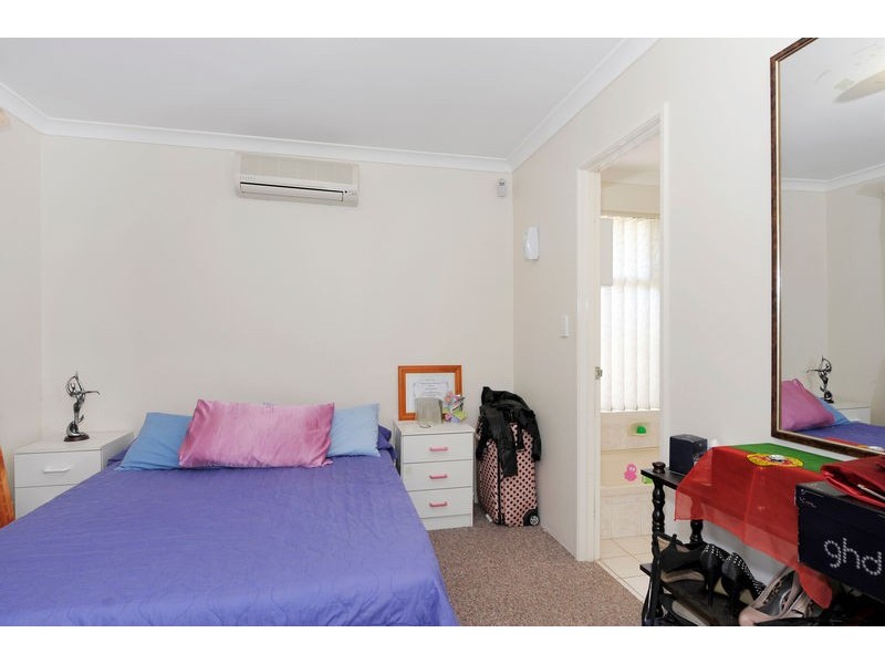 12 Jersey Way, Waikiki WA 6169