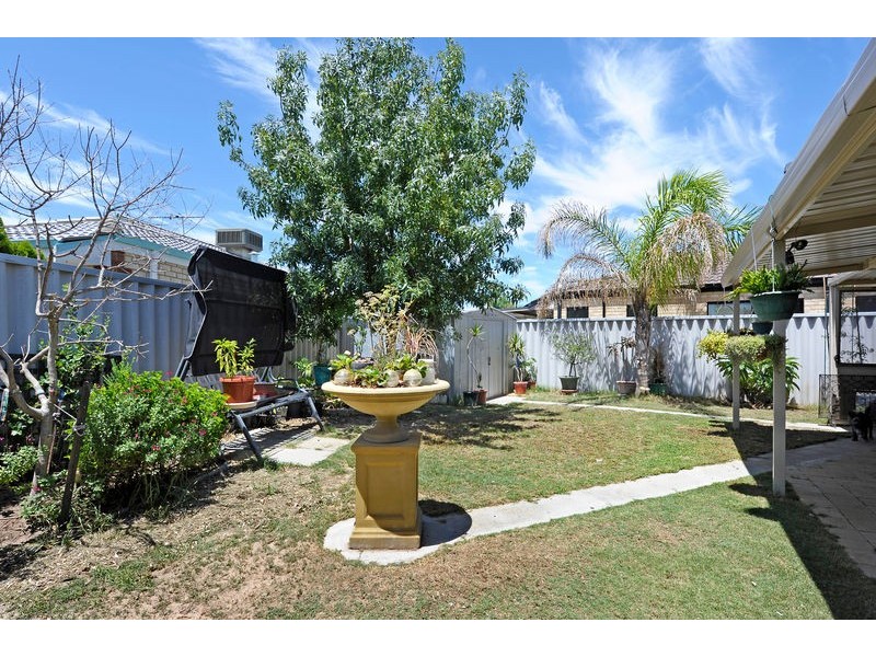 12 Jersey Way, Waikiki WA 6169