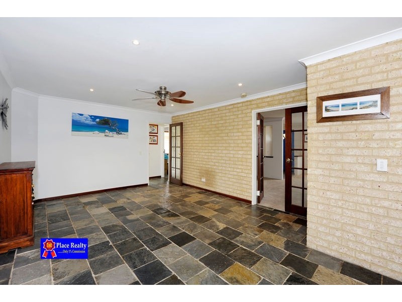 8 Kingsbridge Road, Warnbro WA 6169