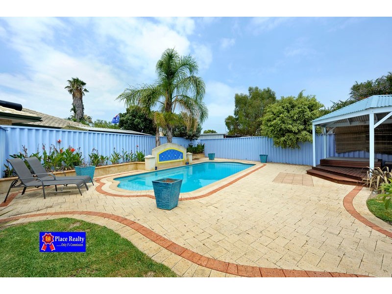 8 Kingsbridge Road, Warnbro WA 6169