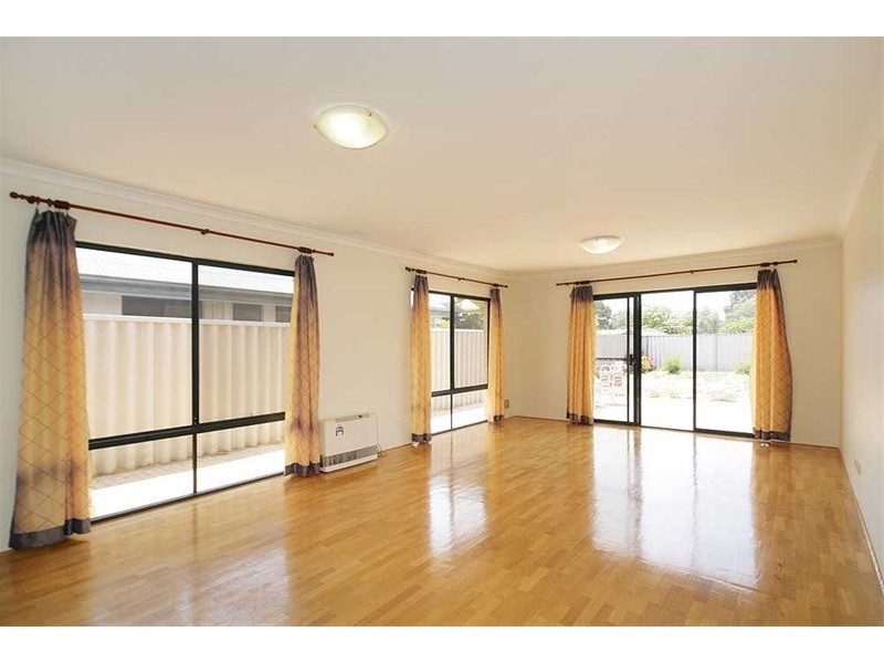 23 Harfoot Street, Willagee WA 6156