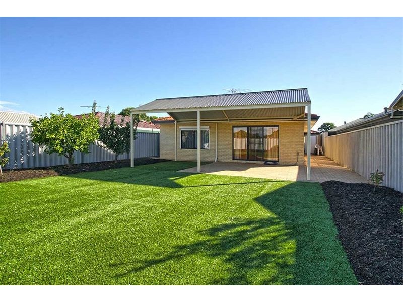 23 Harfoot Street, Willagee WA 6156