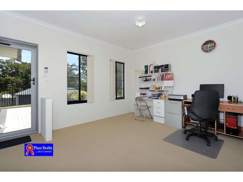 15 Lynhurst Crescent, Wellard WA 6170