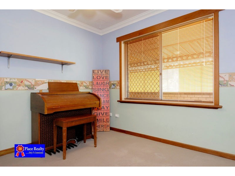 29 Mulligan Way, Orelia WA 6167