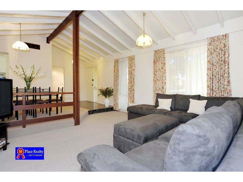 35 Matthew Avenue, Leeming WA 6149