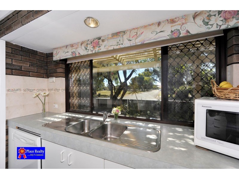 35 Matthew Avenue, Leeming WA 6149