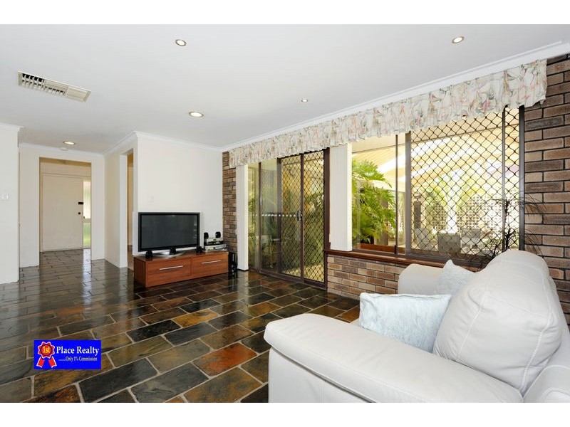35 Matthew Avenue, Leeming WA 6149