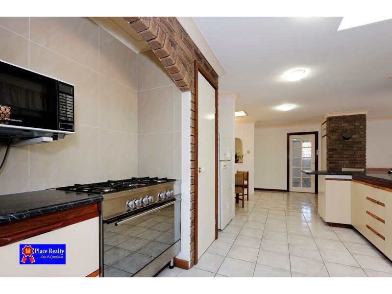 107 Burrendah Boulevard, Willetton WA 6155