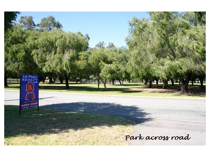 13 Alderley Square, Wilson WA 6107