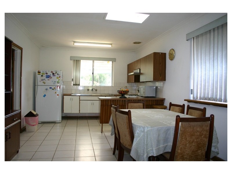 13 Alderley Square, Wilson WA 6107