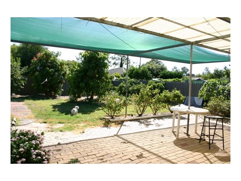 13 Alderley Square, Wilson WA 6107