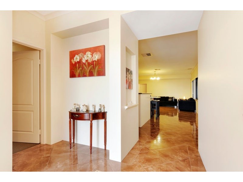 33 Macquarie Boulevard, Hammond Park WA 6164