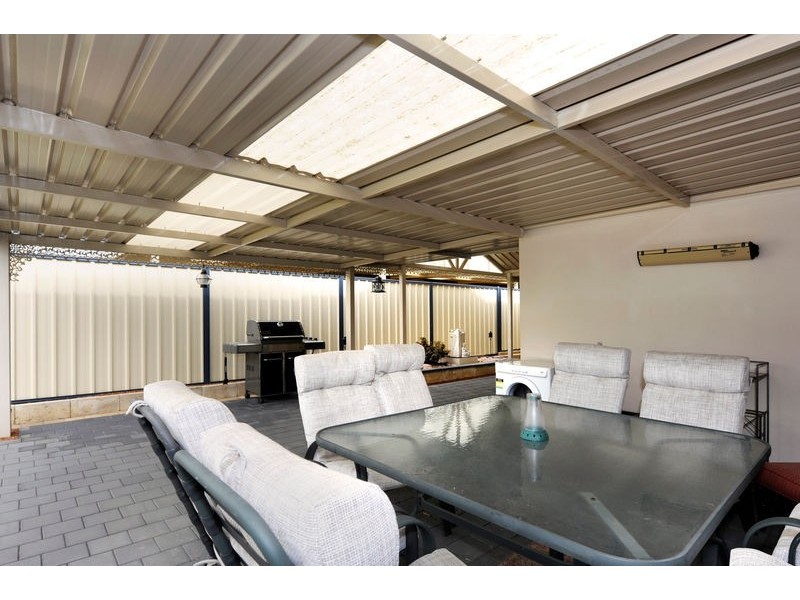 33 Macquarie Boulevard, Hammond Park WA 6164