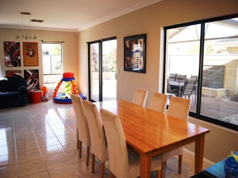 123 Pebble Beach Boulevard, Meadow Springs WA 6210