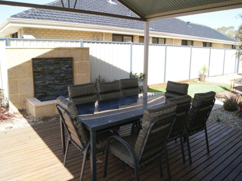 123 Pebble Beach Boulevard, Meadow Springs WA 6210