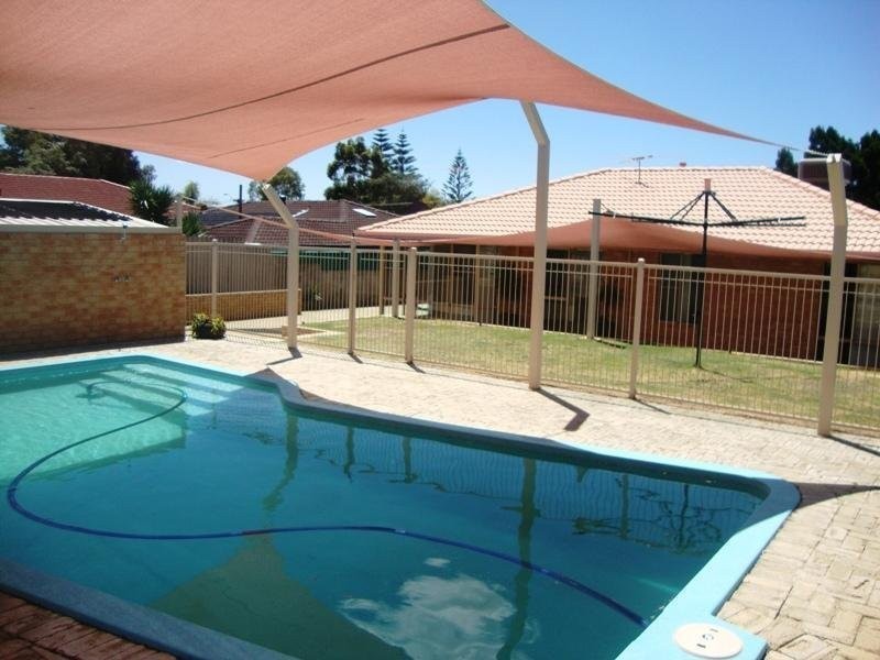 23 Ledger Street, Warnbro WA 6169