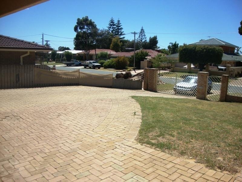 23 Ledger Street, Warnbro WA 6169