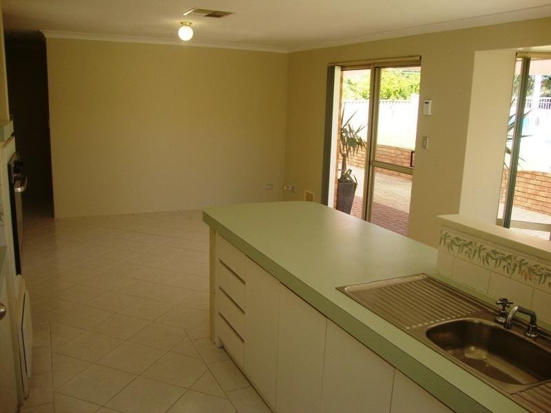 23 Ledger Street, Warnbro WA 6169