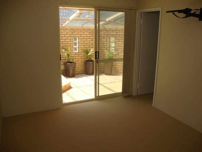 23 Ledger Street, Warnbro WA 6169