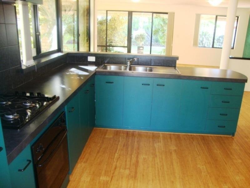 15 Bernier Close, Waikiki WA 6169