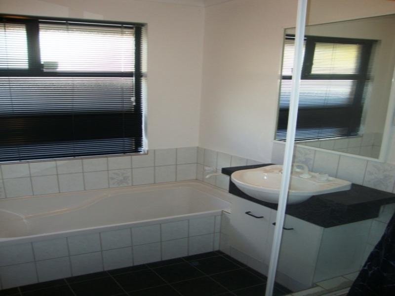 15 Bernier Close, Waikiki WA 6169