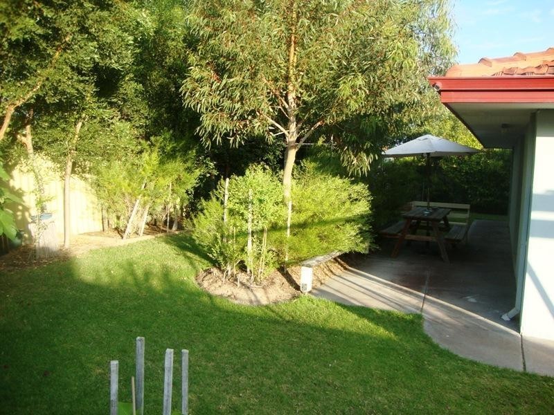 2 Clipper Drive, Port Kennedy WA 6172