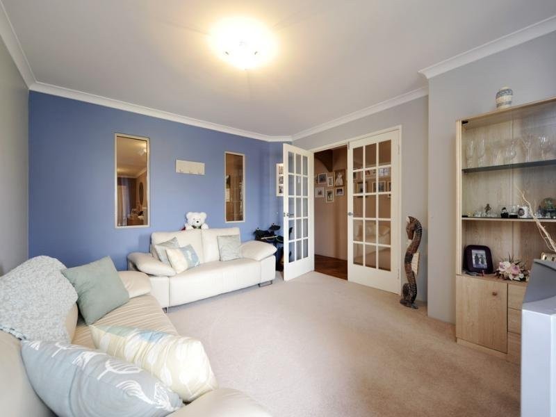 21 Liechardt Loop, Rockingham WA 6168